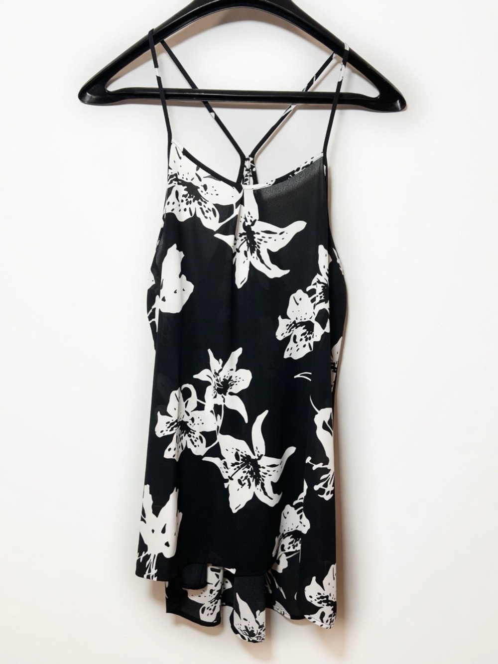 Banana Republic Black and White Summer Floral Printed Cami Women’s Medium